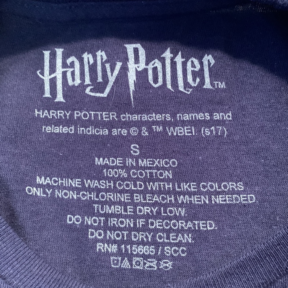 Harry Potter Whomping Willow Tree T-shirt short sleeve Size Small good condition - Picture 4 of 4